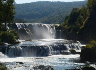 The Use of Spolia in Byzantine Cisterns